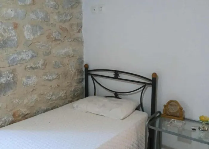πετροχτιστο ρηνιω Semesterbostad