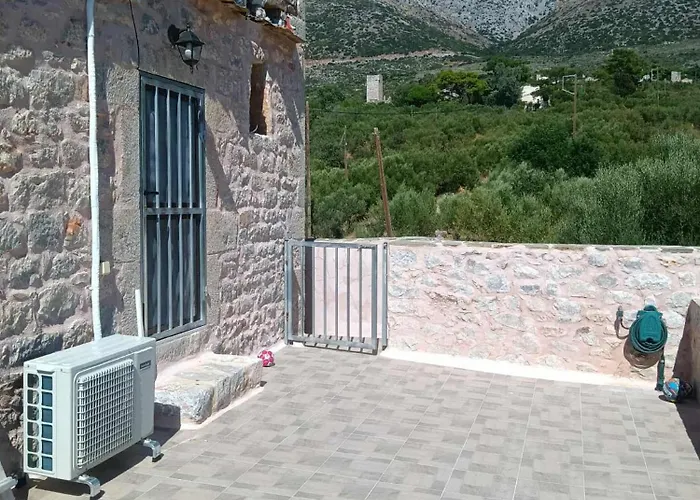 Πετροχτιστο Ρηνιω *